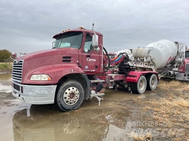 Mack CXU613 Motrici e Trattori Stradali