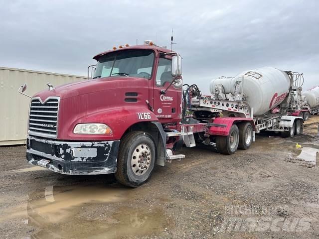 Mack CXU613 Motrici e Trattori Stradali
