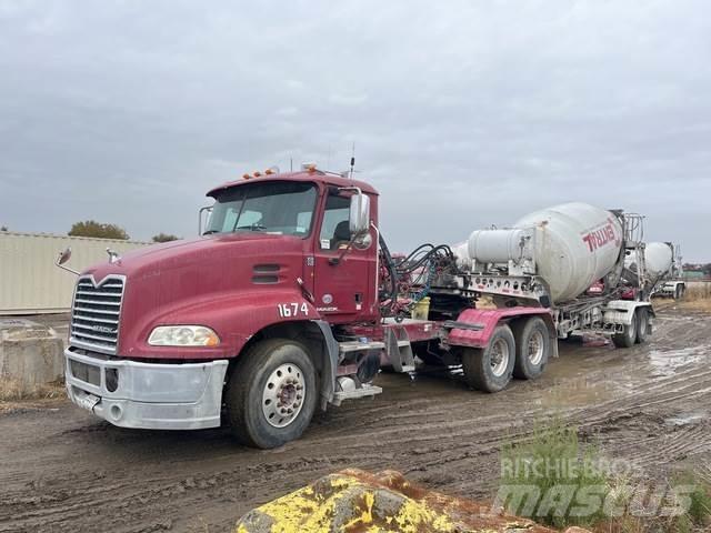 Mack CXU613 Motrici e Trattori Stradali