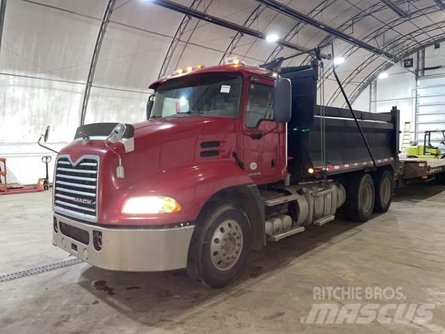 Mack CXU613 Camion ribaltabili