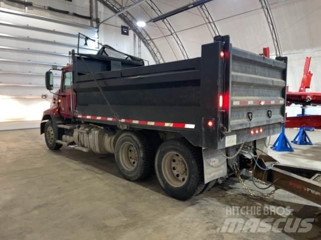 Mack CXU613 Camion ribaltabili