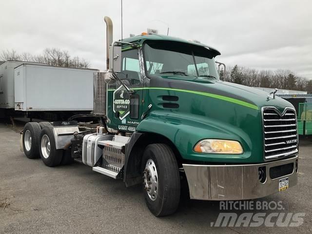Mack CXU613 Motrici e Trattori Stradali
