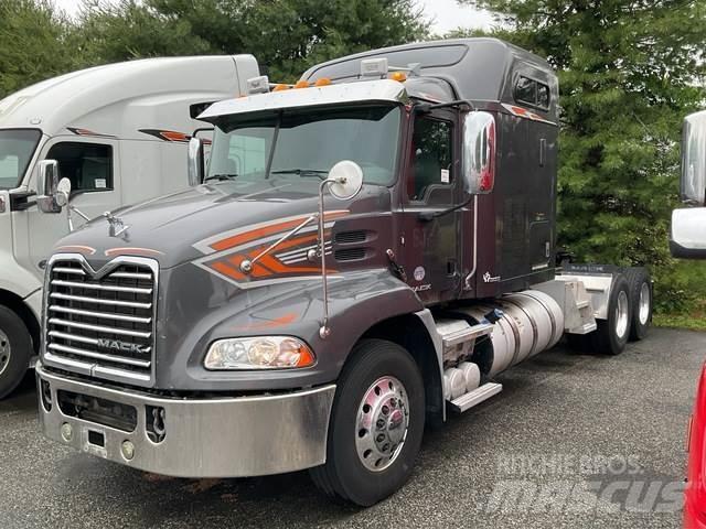 Mack CXU613 Motrici e Trattori Stradali