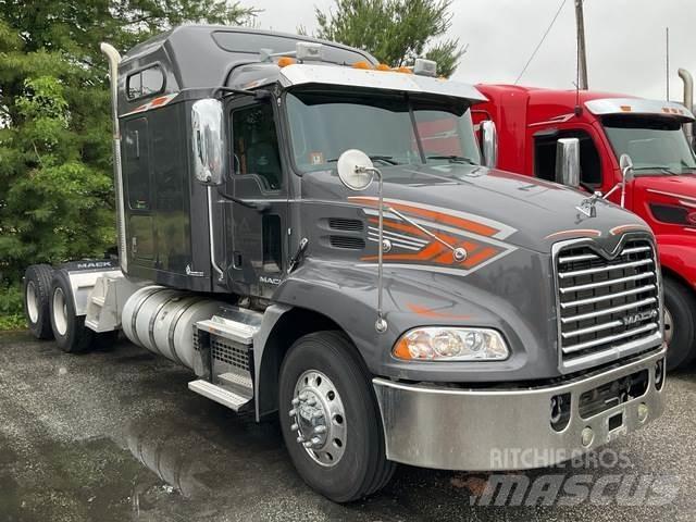 Mack CXU613 Motrici e Trattori Stradali
