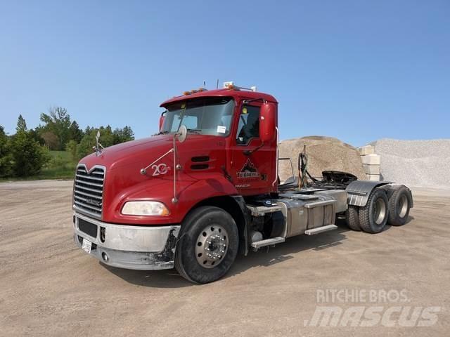 Mack CXU613 Motrici e Trattori Stradali