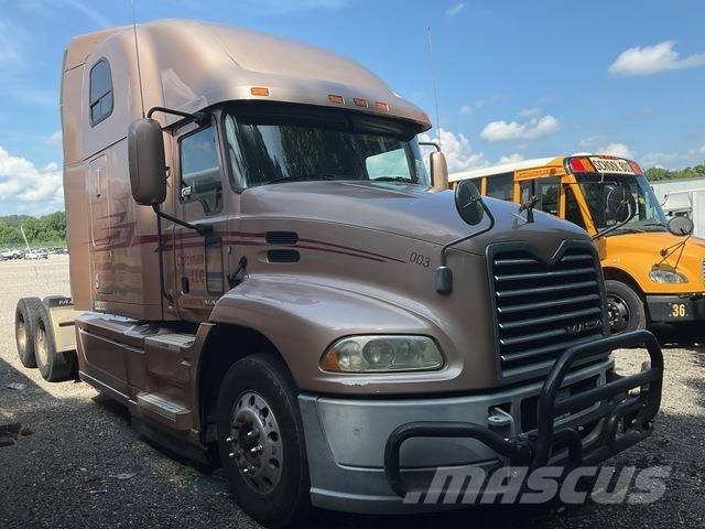 Mack CXU613 Motrici e Trattori Stradali