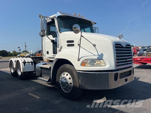 Mack CXU613 Motrici e Trattori Stradali