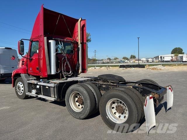 Mack CXU613 Motrici e Trattori Stradali