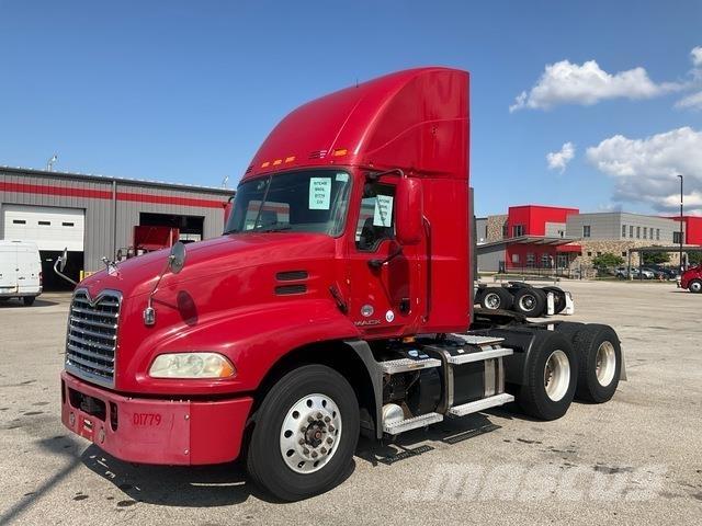 Mack CXU613 Motrici e Trattori Stradali