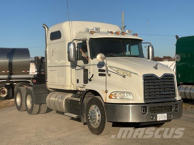 Mack CXU613 Motrici e Trattori Stradali