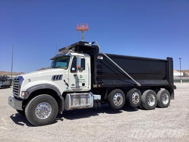 Mack GR104F Camion ribaltabili