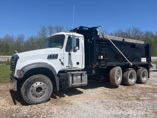 Mack GR84F Camion ribaltabili