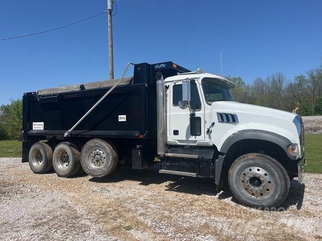 Mack GR84F Camion ribaltabili