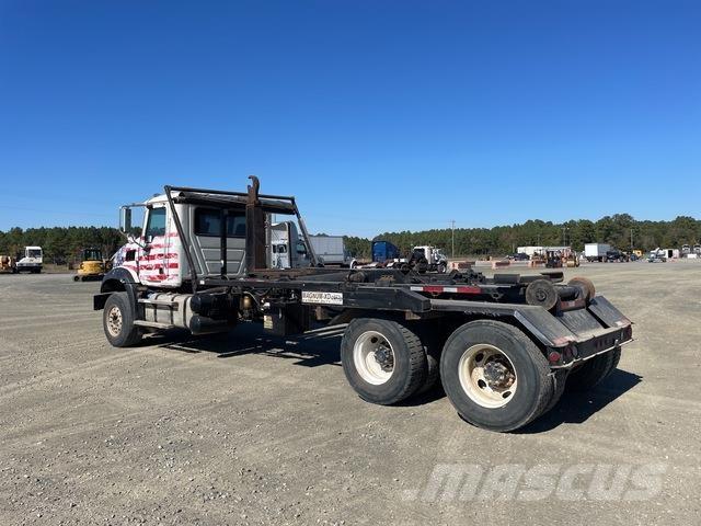 Mack GU533 Camion con gancio di sollevamento