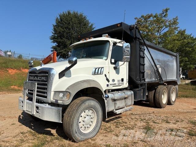 Mack GU713 Camion ribaltabili