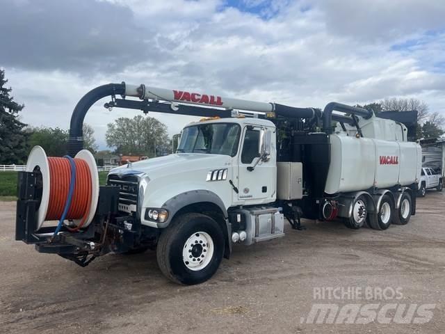 Mack GU713 Escavatori cingolati