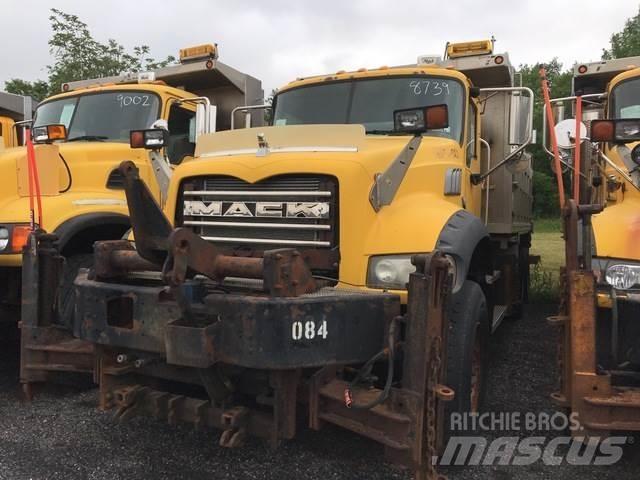Mack GU713 Lame spazzaneve e aratri