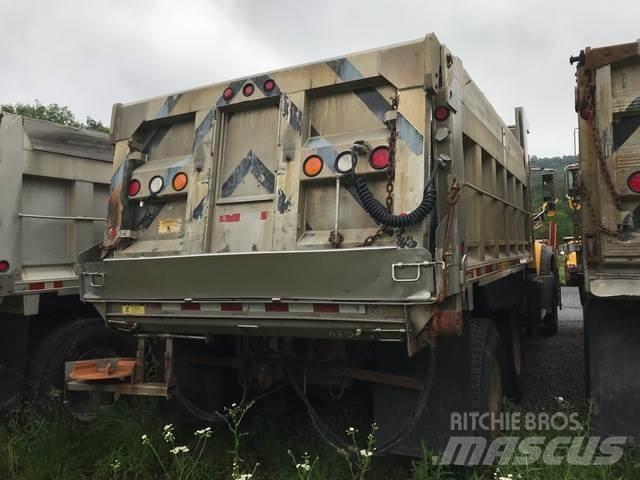 Mack GU713 Lame spazzaneve e aratri