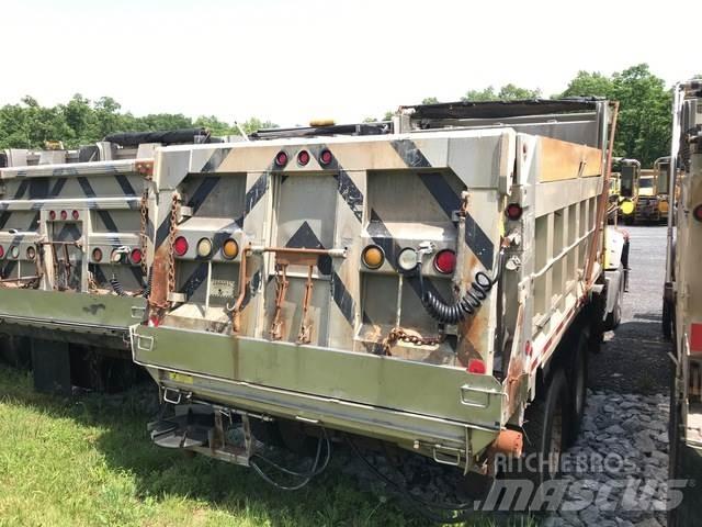 Mack GU713 Lame spazzaneve e aratri