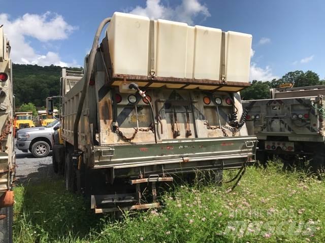 Mack GU713 Lame spazzaneve e aratri