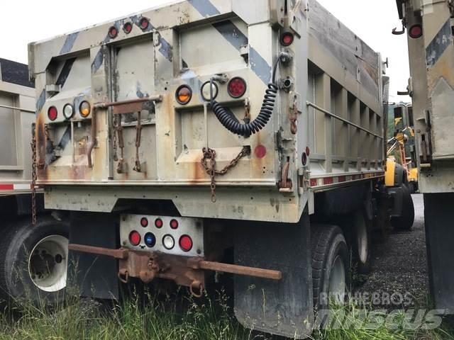 Mack GU713 Lame spazzaneve e aratri
