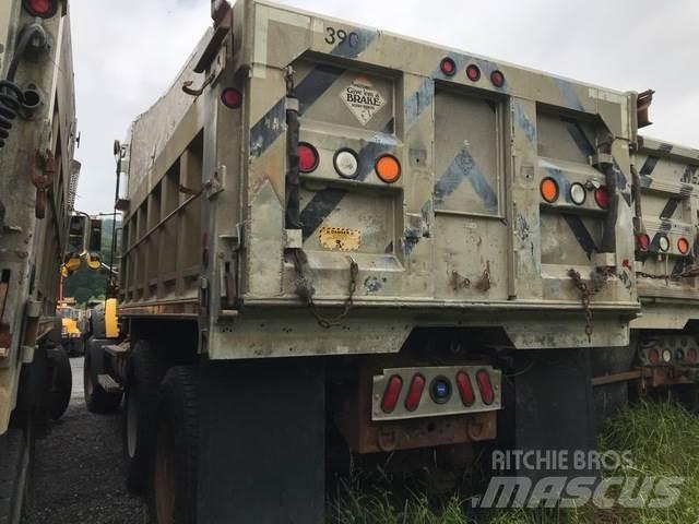 Mack GU713 Camion ribaltabili