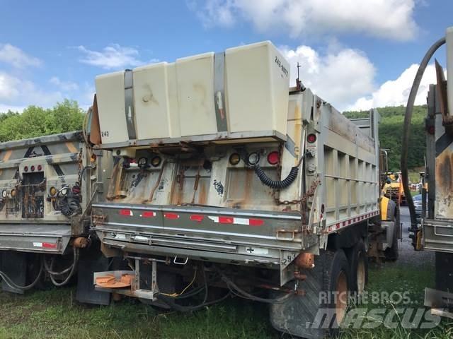 Mack GU713 Camion ribaltabili