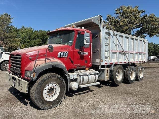 Mack GU713 Camion ribaltabili