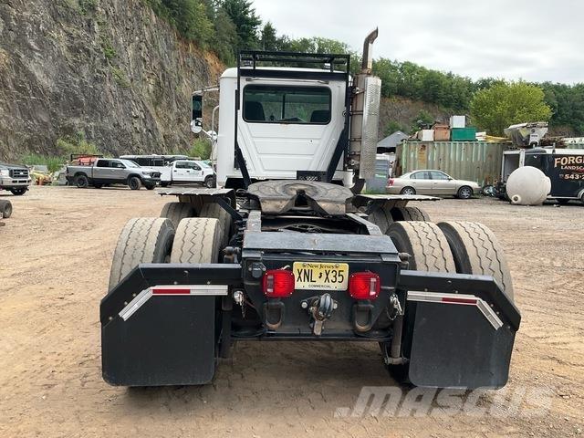 Mack GU713 Motrici e Trattori Stradali
