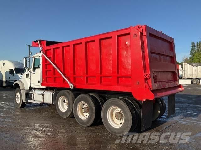 Mack GU713 Camion ribaltabili