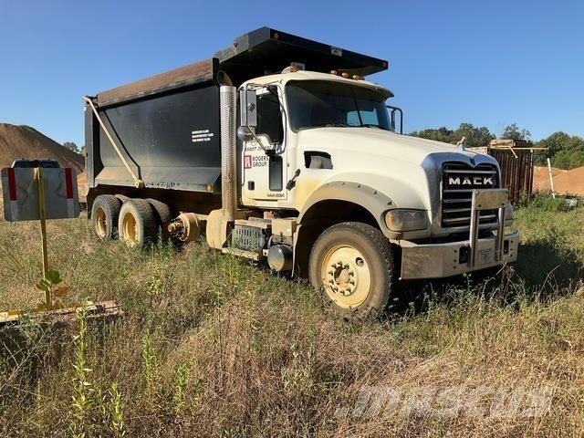 Mack GU713 Camion ribaltabili