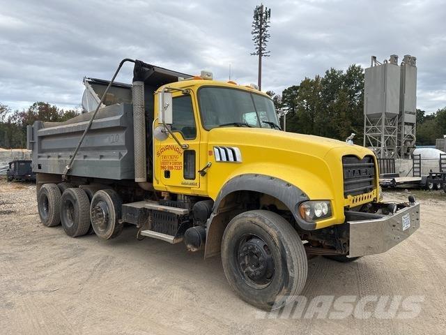 Mack GU713 Camion ribaltabili