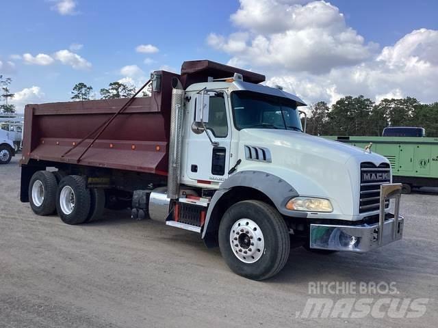 Mack GU813 Camion ribaltabili