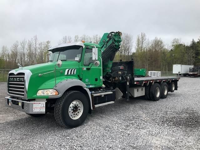 Mack GU813 Camion altro