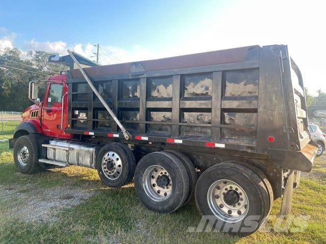Mack GU813 Camion ribaltabili