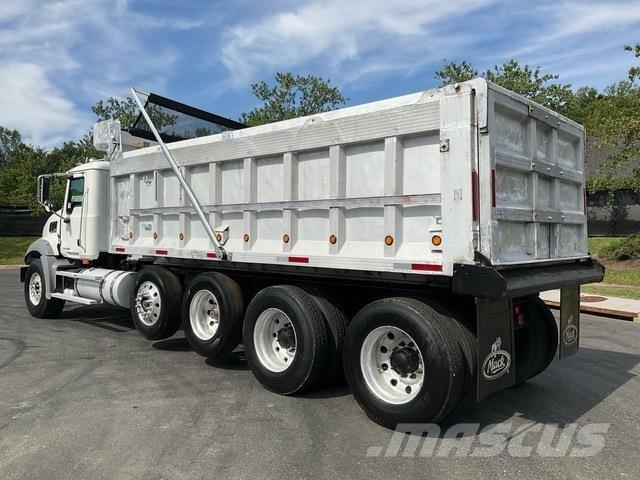 Mack GU813 Camion ribaltabili