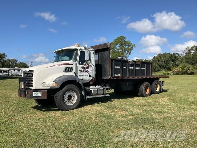 Mack GU813 Camion ribaltabili