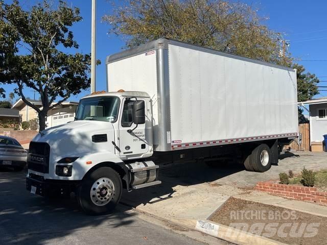 Mack MD Camion cassonati