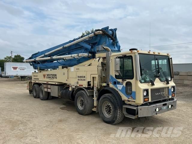 Mack MR Autopompe per calcestruzzo