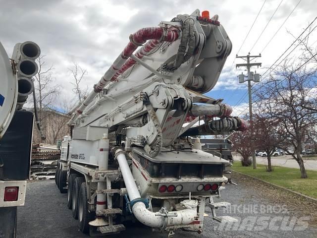 Mack MR688S Autopompe per calcestruzzo