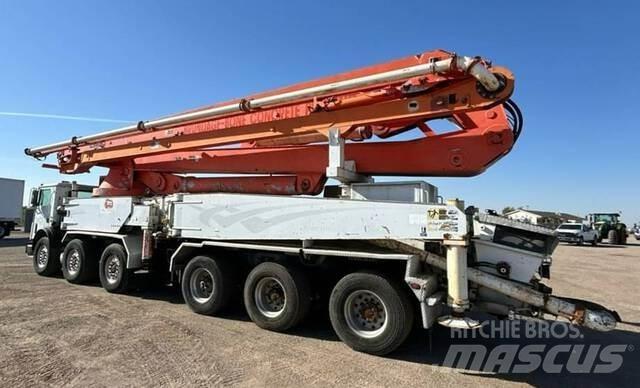 Mack MR688S Autopompe per calcestruzzo