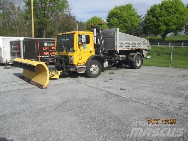 Mack MR690P Lame spazzaneve e aratri