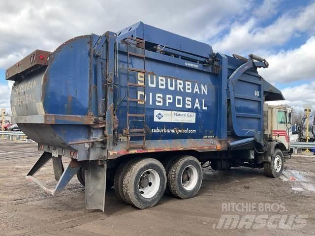 Mack MRU613 Camion dei rifiuti
