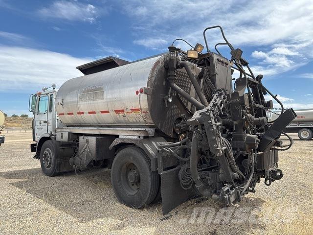 Mack MS Betoniere