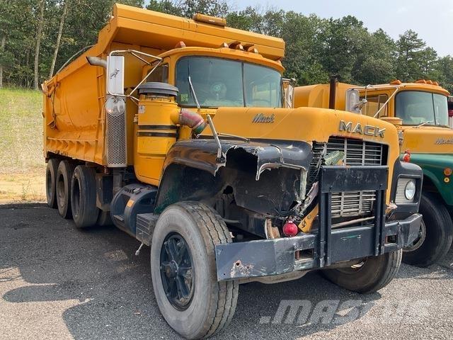 Mack RD686SX Camion ribaltabili
