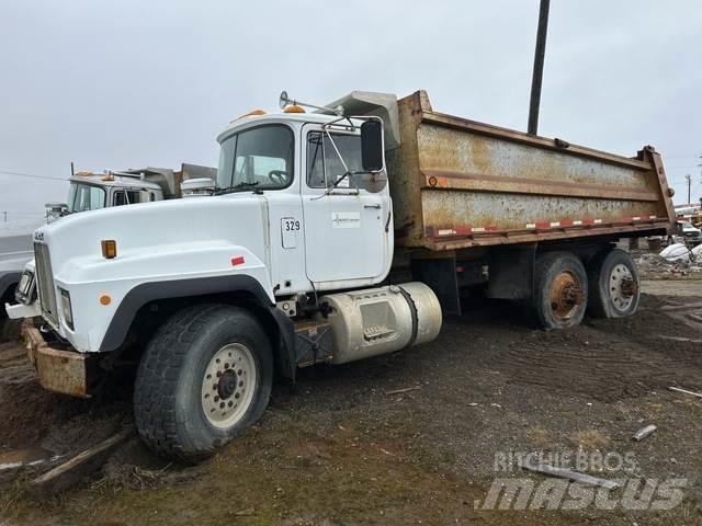 Mack RD688S Camion ribaltabili