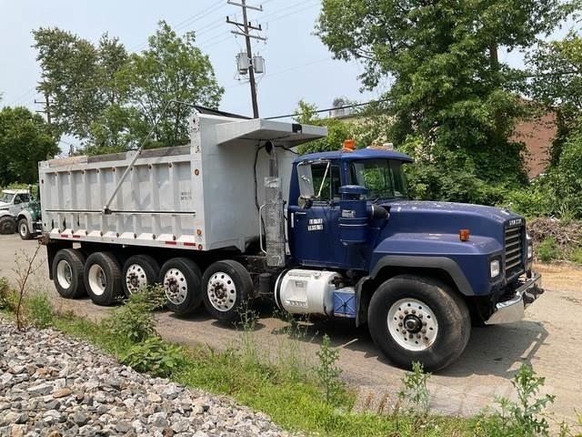 Mack RD688S Camion ribaltabili