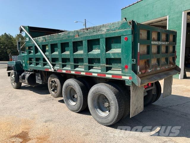 Mack RD690S Camion ribaltabili
