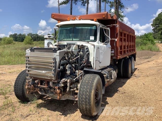 Mack RD690S Camion ribaltabili