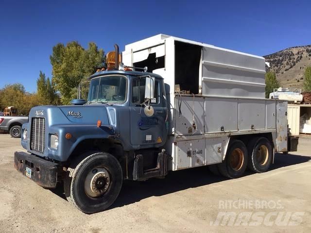 Mack U600 Veicoli municipali